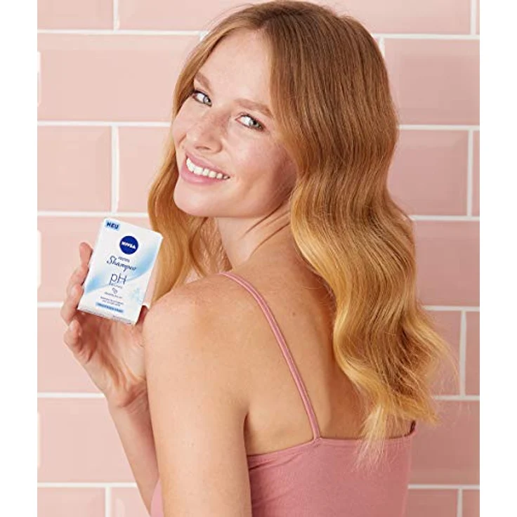 NIVEA festes Shampoo pH Balance für trockenes Haar (75 g), sanft reinigendes Festshampoo mit Mandelmilch, pH-optimiertes Shampoo mit veganer Formel – Bild 5