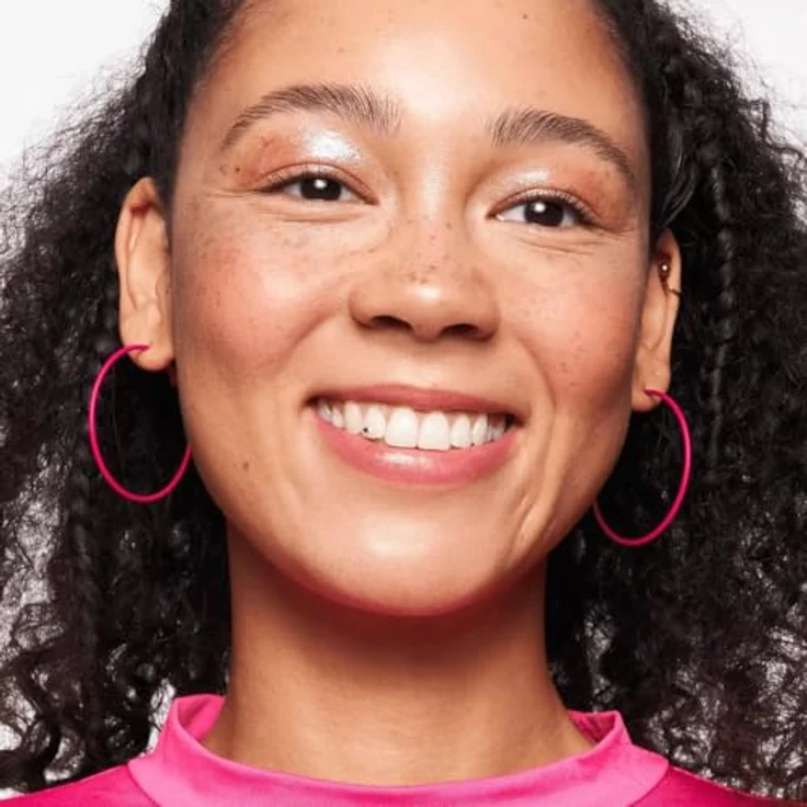 essence cosmetics SKIN tint, Make-up, Nr. 40, Nude, feuchtigkeitsspendend, vegan, ölfrei, SPF 30, 1er Pack (30ml) – Bild 4