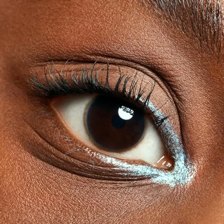 essence META GLOW Eyeliner Farbton 04 Chromalicious, wasserfester Eyeliner mit veganer Formel, 0.22 g – Bild 5