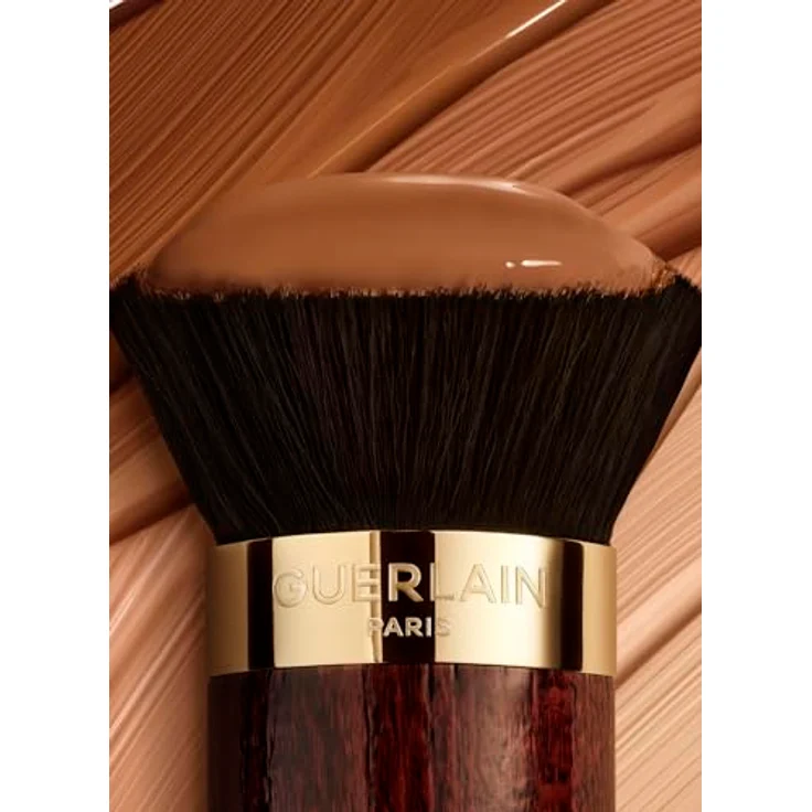 Guerlain, Schminkpinsel, MKU 23 Face Brush (Puder) - Abgerundeter Kabuki-Pinsel, Feine Borsten – Bild 3