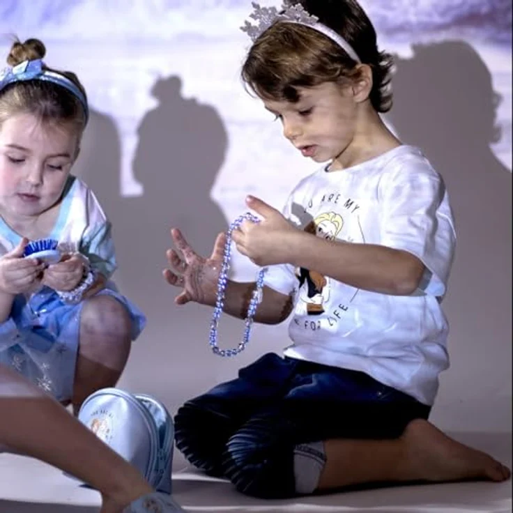 Disney Frozen Kulturbeutel Damen Toilettentasche, wasserabweisend mit mehreren Fächern und integriertem Haken für Reisen und Alltag – Bild 2