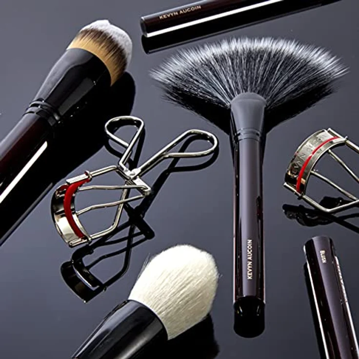 Kevyn Aucoin The Base Shadow Pinsel für Damen, 1 Stück - Weiche Borsten, vielseitige Anwendung, konische Form (Echthaar-Feel) – Bild 3
