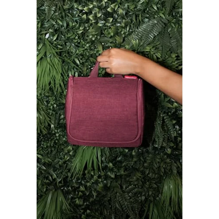 REISENTHEL® toiletbag twist, Kosmetiktasche in maroon mit Haken zum Aufhängen, wasserabweisend, 3L Volumen – Bild 5
