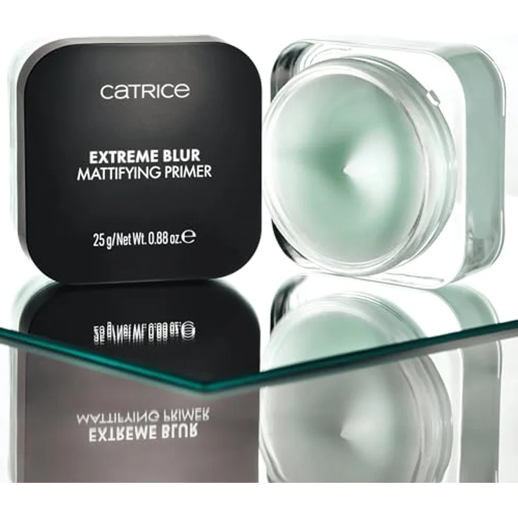 Catrice Extreme Blur Mattifying Primer, mattierende Make-up Grundierung mit Hyaluronsäure, 25 g – Bild 9