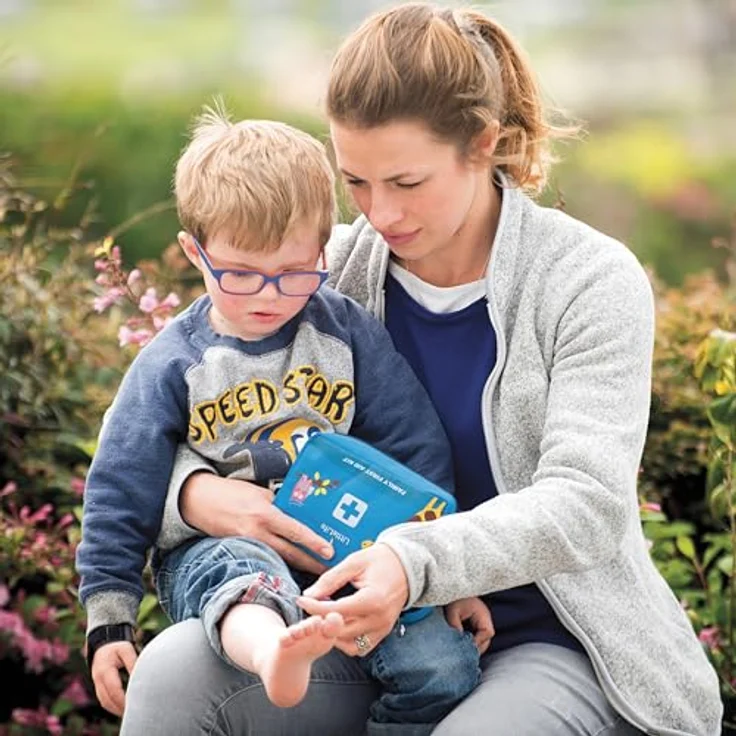 LittleLife Familien Notfall-Apotheke Erste Hilfe Kasten Verbandskasten für unterwegs - Family First Aid Kit – Bild 7