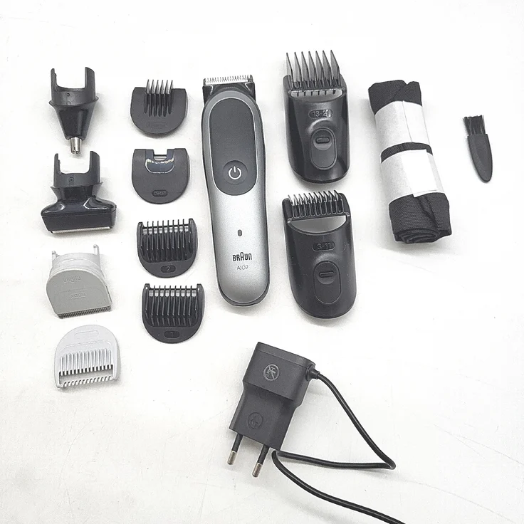 Braun All-in-One Series 7 12-in-1 Groomingset ProBlade, Nasenhaartrimmer für Herren, grau/schwarz – Bild 1