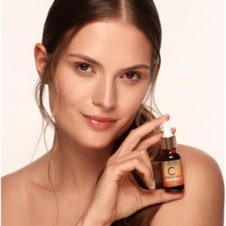Eveline Cosmetics C Perfection Serum gegen Falten mit Vitamin C, 18 ml, für jeden Hauttyp, antioxidativ und feuchtigkeitsspendend – Bild 3