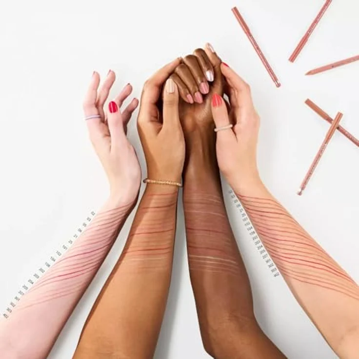 essence soft & precise LIP PENCIL Nr. 101 my choice, Lippenkonturenstift in rot, langanhaltend, vegan, nanopartikel-frei, 0,78g – Bild 3