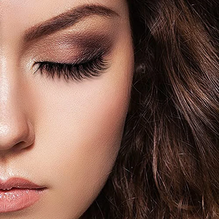 KISS Lash Couture LuXtensions Collection 1 Paar Fake Lashes, Royal Silk, leichte und flexible Faux-Mink-Wimper mit superschlankem Wimpernband, inklusive Wimpernkleber – Bild 2