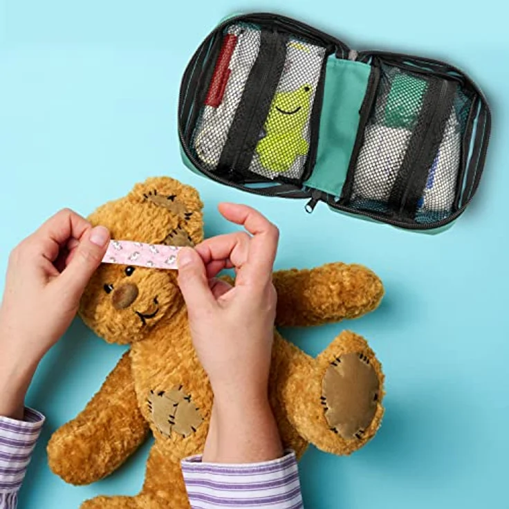 FLEXEO Erste-Hilfe-Set für Kinder, 47-teilig mit süßen Pflastermotiven, Fingerpuppe und Stickern, kompakt für unterwegs – Bild 8