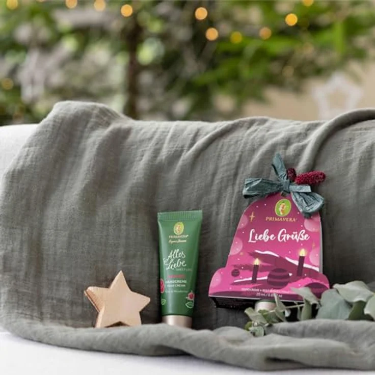 PRIMAVERA Geschenkanhänger Liebe Grüße - Mini Alles Liebe Handcreme mit bio Rose und bio Mandarine, vegan – Bild 2