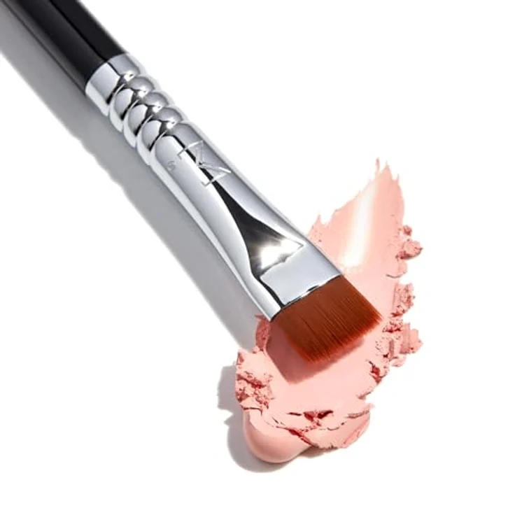 Sigma Beauty E15 Flat Definer Eyelinerpinsel, präziser Make-up Pinsel für Puder-, Creme- und Gelprodukte – Bild 4