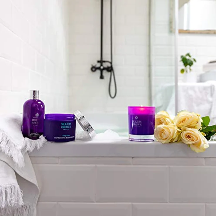Molton Brown Relaxing Ylang Ylang Bath & Shower Gel 300 ml – Bild 5