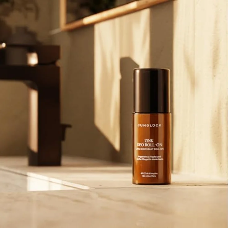 junglück JUNGLÜCK Zink Deo Roll-On ohne Duft, veganer Deo Roller ohne Aluminium & Alkohol für empfindliche Achseln, 4% Zink-Komplex mit antiseptischem Effekt – Bild 3