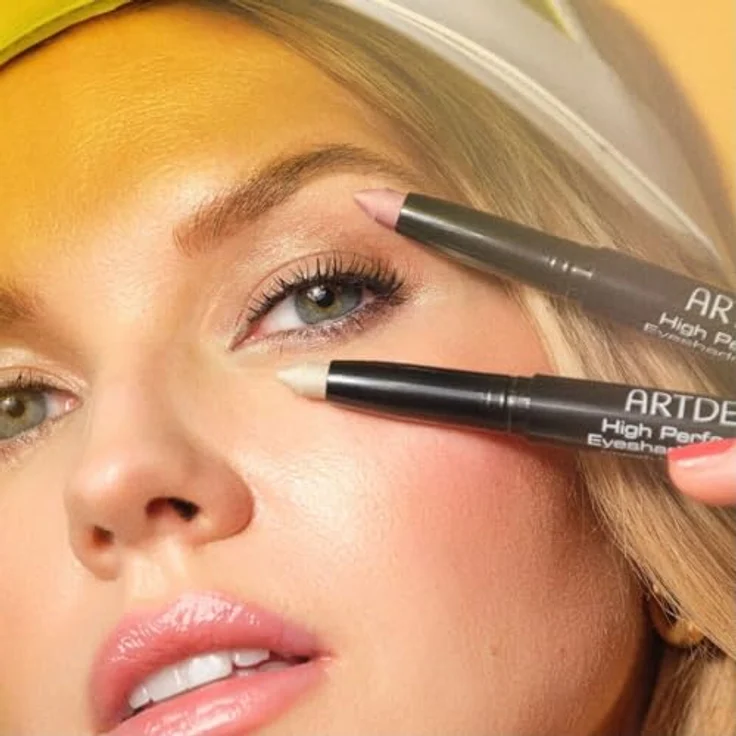 ARTDECO L.A. Vibes High Performance Eyeshadow Stylo, 3-in-1 Lidschatten in 39 - ANGELENA, 1,4 g, wisch- und wasserfest – Bild 4