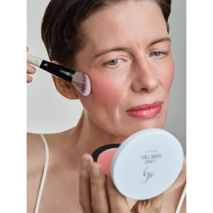 uG UND GRETEL BERLIN Naturkosmetik WONNE Powder Blush - Hochpigmentiertes, veganes Puderrouge in Leuchtendem Farbton - Pflegend mit Avocadoöl & Kakaobutter - Blushed 02, 5g – Bild 3