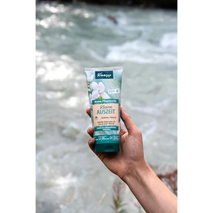 Kneipp Aroma-Pflegedusche Kleine Auszeit, Feuchtigkeitsspendend mit Sandelholz und Patchouli, 200ml, vegan, ohne Mikroplastik – Bild 4