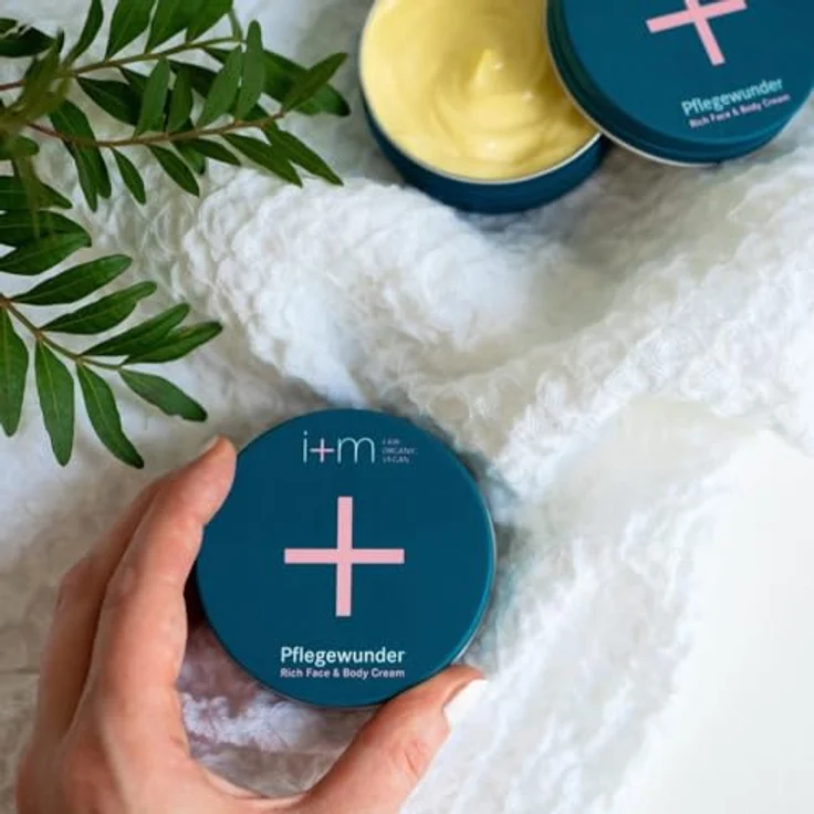 i Naturkosmetik Pflegewunder Rich Face & Body Gesichtscreme 75 ml – Bild 3
