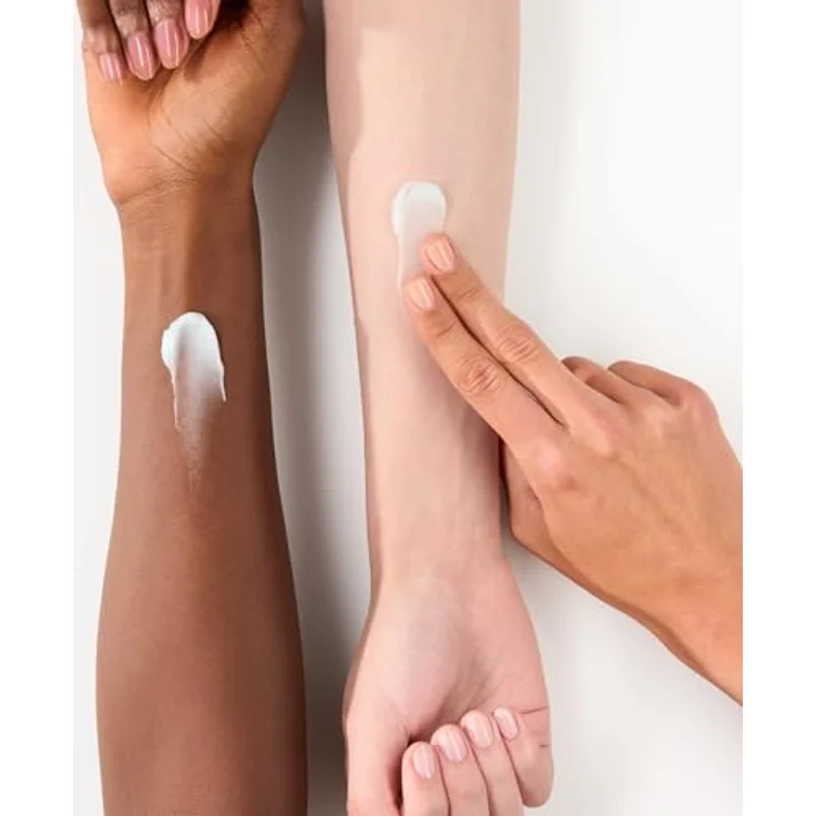 Catrice Extreme Blur Mattifying Primer, mattierende Make-up Grundierung mit Hyaluronsäure, 25 g – Bild 5