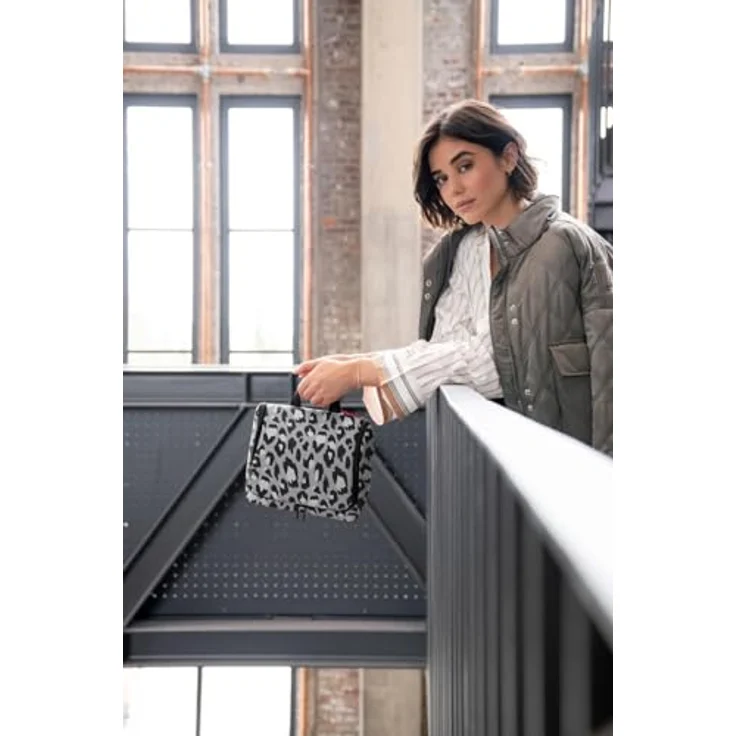 REISENTHEL® Kulturbeutel Toiletbag XL, Polyester, mit Spiegel, Haken zum Aufhängen – Bild 4