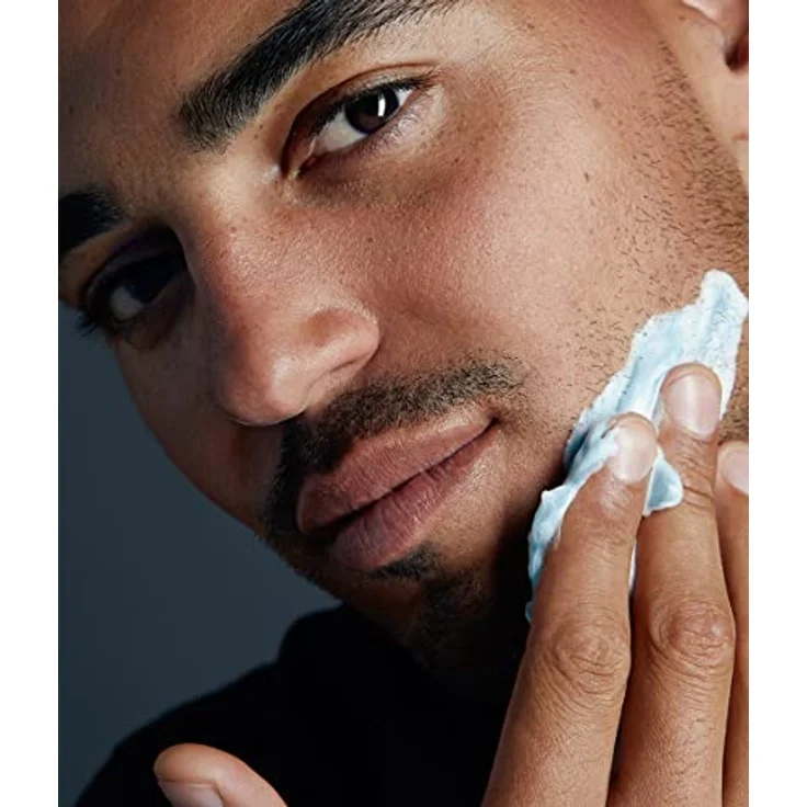 NIVEA MEN Protect & Care Rasiergel (200 ml), Schutz und Pflege für eine sanfte Rasur, hautschonendes Rasiergel für Männer mit Aloe Vera und Panthenol – Bild 4