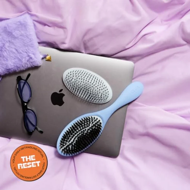 Olivia Garden Club THE RESET CUSHION Detangling & Shine Hairbrush, Ergonomische Bürste zum Entwirren, Blau – Bild 3