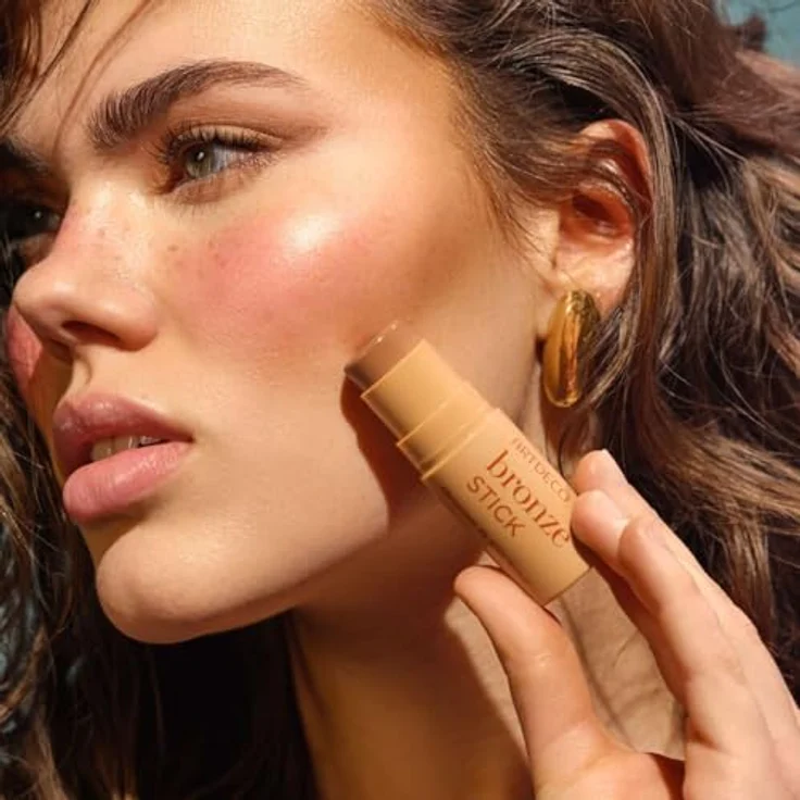 ARTDECO Bronze Stick 5 Provence, Creme-Bronzer mit nahtlosem Finish, 4,5 g – Bild 3