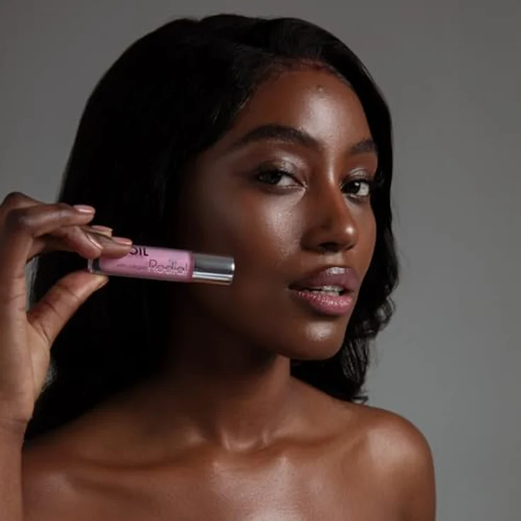 Rodial Lip Oil Lippenöl mit Kollagen, Soft Pink, 4 ml - intensive Feuchtigkeit und glättendes Finish für pralle Lippen – Bild 7