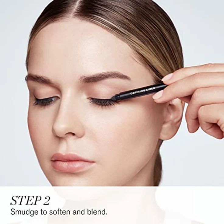 RevitaLash Defining Liner Eyeliner, 0.3 g, in Dark Brown, abriebfest und leicht aufzutragen – Bild 6