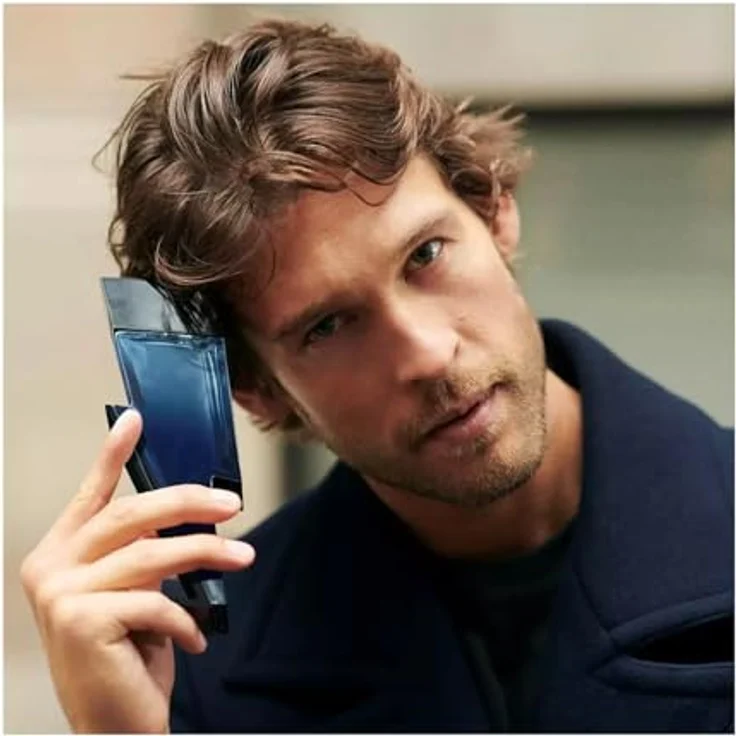 Carolina Herrera Bad Boy Cobalt Eau de Toilette, Zerstäuber, 100 ml, Herrenduft mit frischer Note von Pink Pepper und Lavender – Bild 5