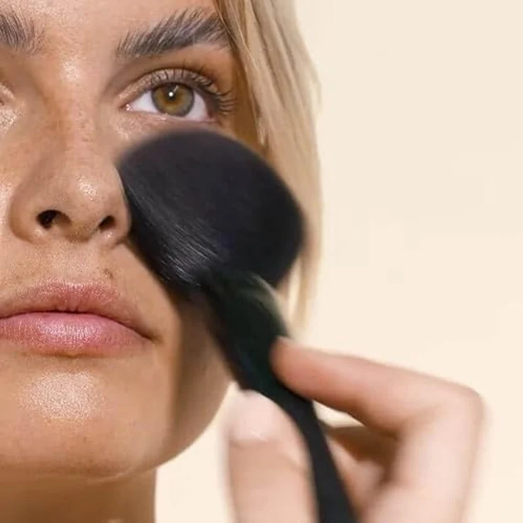 Gosh Copenhagen - Puder 8 g, hochpigmentiertes Translucent Powder für einen makellosen Teint – Bild 4