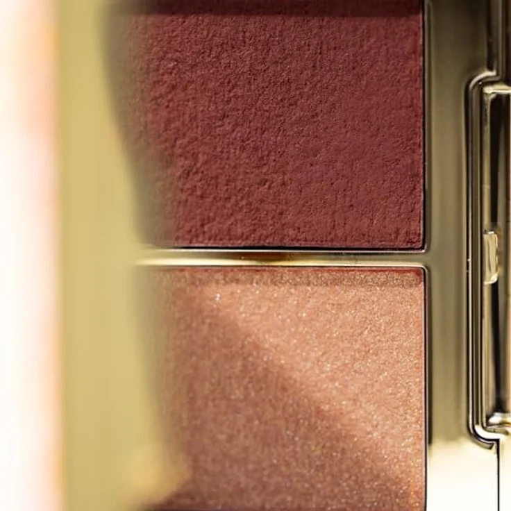 Catrice SPRING AND THE CITY Eye & Cheek Glow Complex Blush 6,4 g C02, Cherry Glow & Skyline Views - 2-in-1 Palette mit Highlighter und semi-mattem Blush – Bild 4
