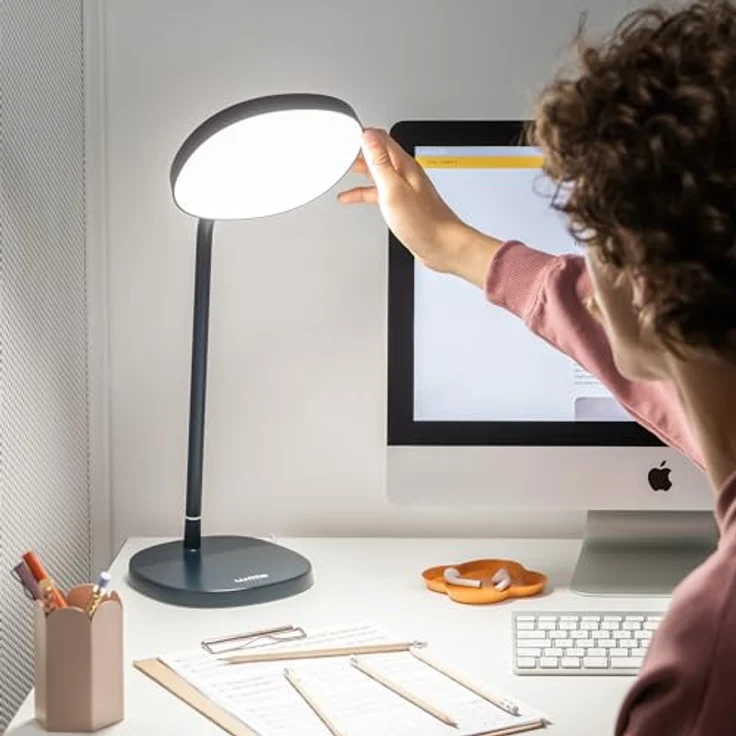 Lumie Task, Tageslichtlampe 10000 Lux, 15 cm LED Lichttherapie für Büro, schwarz – Bild 12