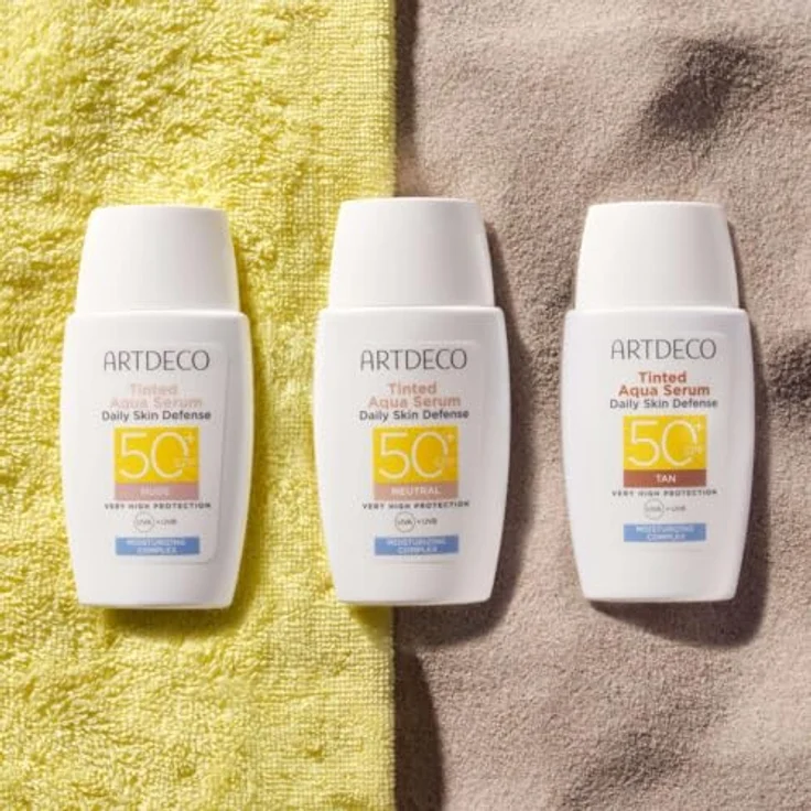 ARTDECO Tinted Aqua Serum Daily Skin Defense SPF50+, getönte Tagespflege mit sehr hohem Sonnenschutz, ultraleichtes Fluid mit Hyaluronsäure & Vitamin E, 40 ml – Bild 5