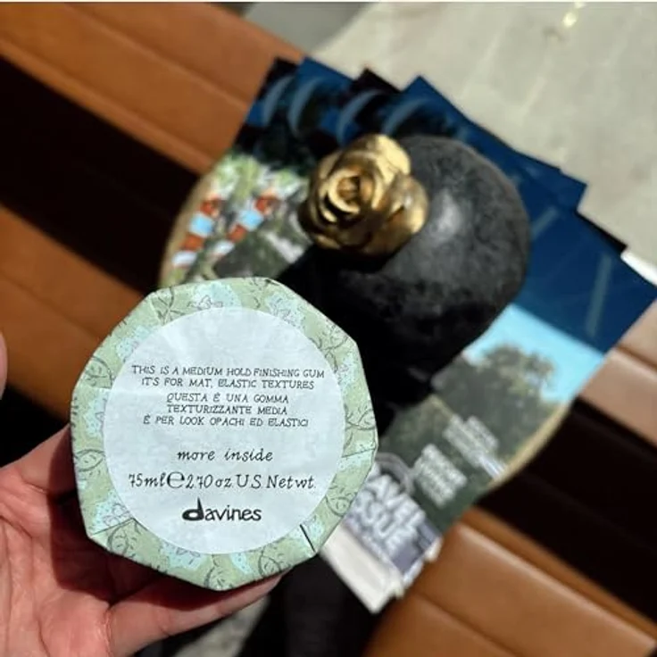 Davines More Inside Texture This Is A Medium Hold Finishing Gum Hold 3 75 ml – Bild 5