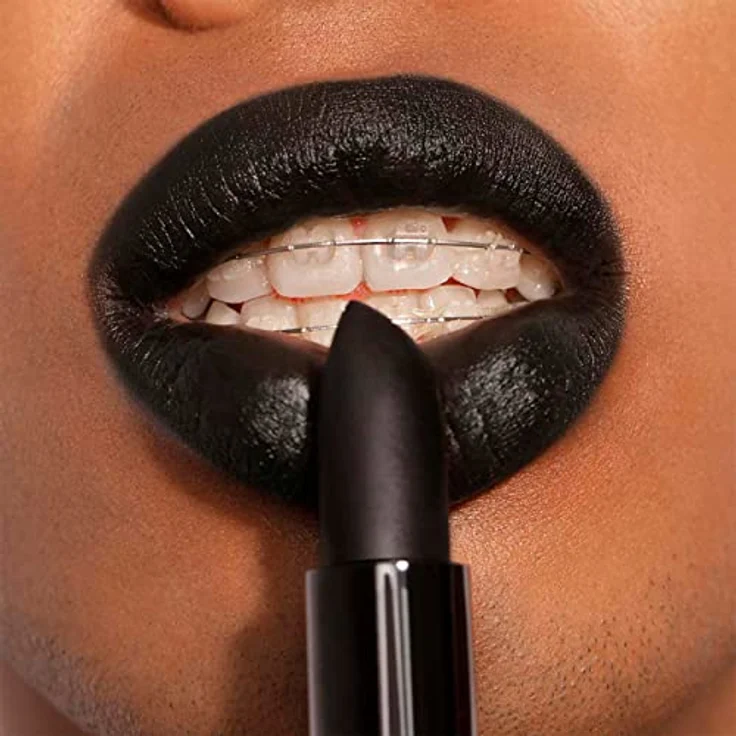 3INA The Lipstick Lippenstift, Farbton 900 - Black, hohe Pigmentierung, cremige Textur, 4,5 g, vegan – Bild 3