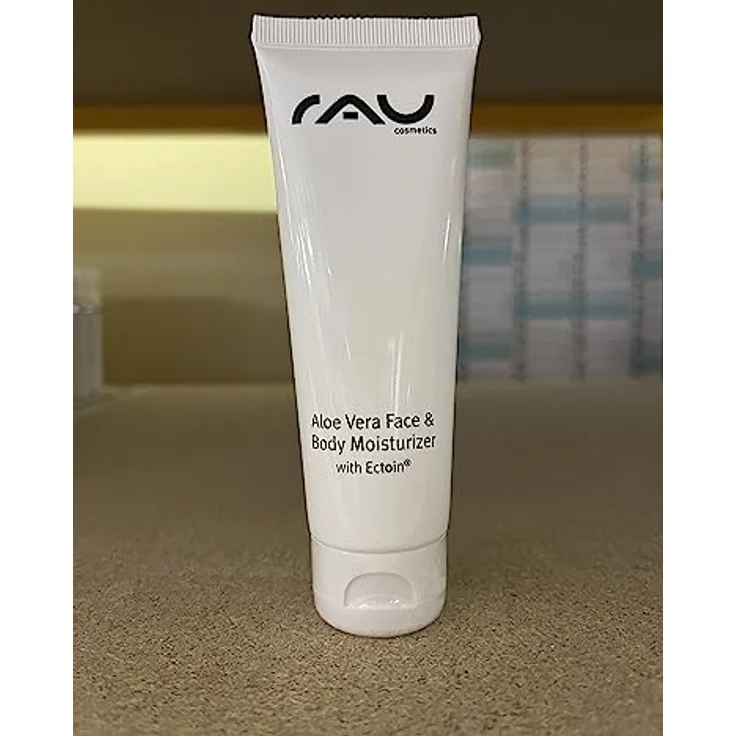 RAU Cosmetics Reines Aloe Vera Gel mit Ectoin & Kamille - Feuchtigkeitscreme für Gesicht & Körper - Trockene, Gereizte, Unreine & Reife Haut - 50 ml – Bild 2