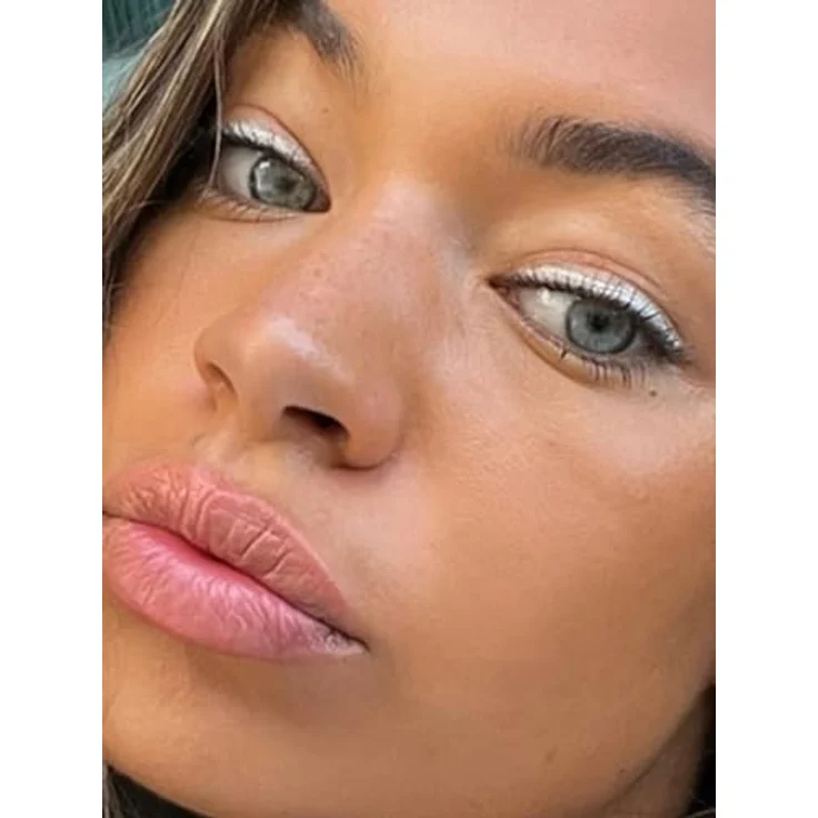 Sweed Satin Eyeliner Euphoria Silver, funkelnder Kajalstift mit wasserfester Formel, 1,2 g – Bild 3