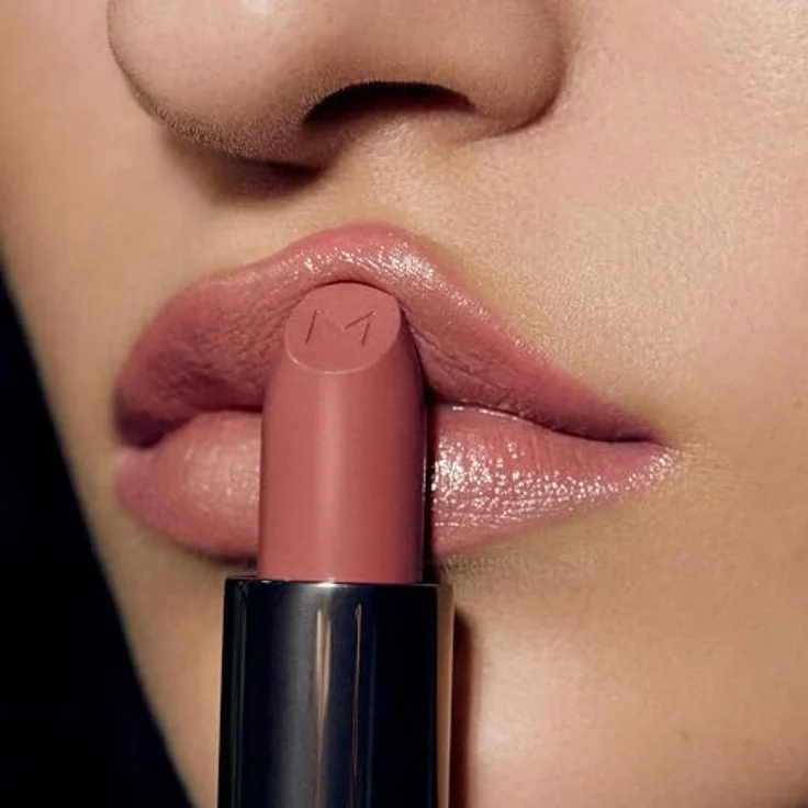 Madara Satin Shine Lipstick Dazzle Nights, Lippenstift 3.8 g in Shade Flattery (501 Flattery) – Bild 2