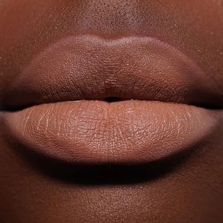 Revolution Beauty London Air Blur Matt Flüssiger Lippenstift - Langanhaltende Lippenfarbe - Vegan & Cruelty-Free - Cool Natural Nude - 3.5ml – Bild 4