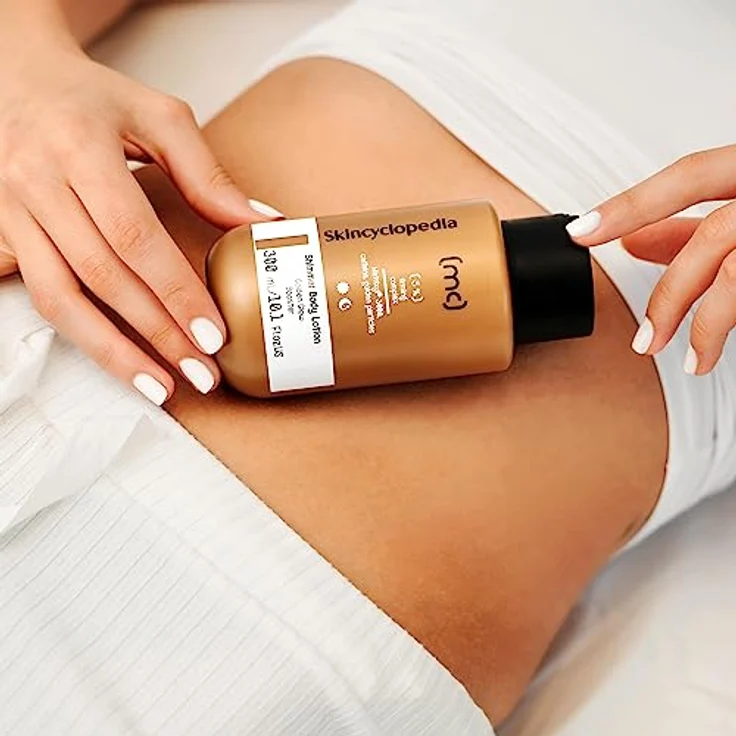 Skincyclopedia Bodylotion Golden Glow mit Peptiden, Koffein und Goldpartikeln, 300ml, Dermatologisch getestet – Bild 3
