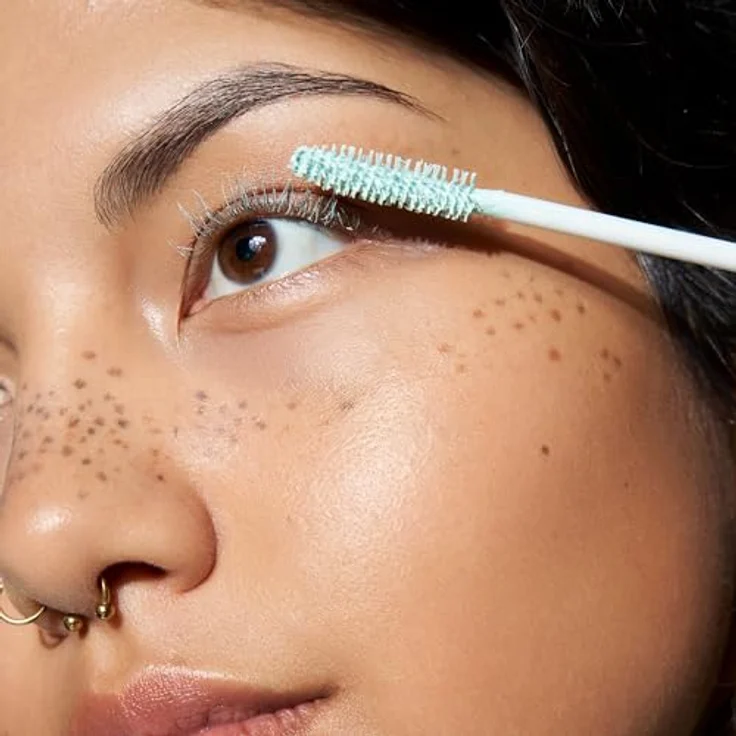 Essence Lash PRINCESS MASCARA PRIMER extra length & volume, grundierend, verlängernd, intensiv, vegan, 1er Pack (9ml) – Bild 4