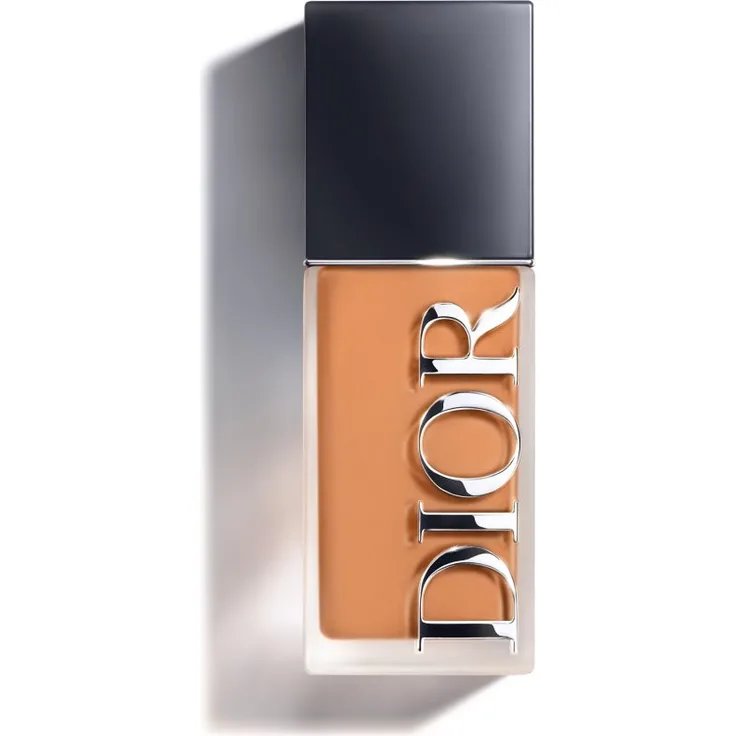 DIOR Dior Forever Skin Wear Glow Foundation, 24 Stunden Halt, 48 Stunden Feuchtigkeitsversorgung, Farbton 4.5 Warm, 30 ml