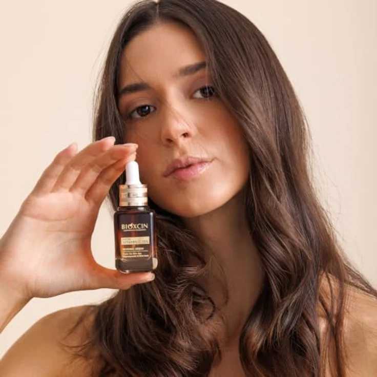 Bioxcin Gesichtsserum Vitamin C Ester & Niacinamide, revitalisierende Hautpflege mit 2 % Niacinamid, 30 ml – Bild 5