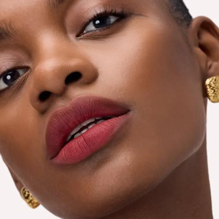 CATRICE Pillow Like Matte Lip Mousse Liquid Lipstick, Blurry-Matt-Finish für langanhaltendes, angenehmes Tragegefühl – Bild 7