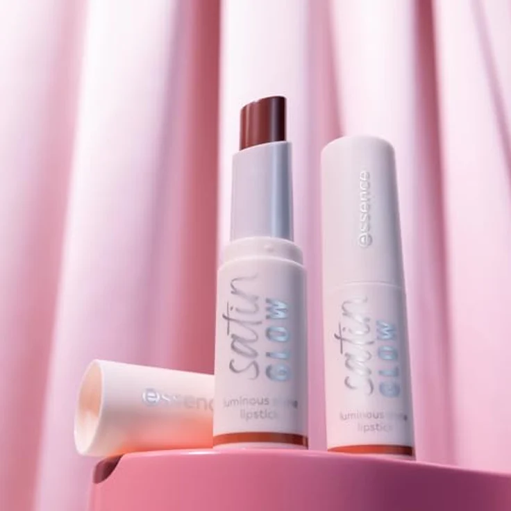 essence satin GLOW cremiger Lippenstift, Satin-Finish in Farbton 02 Blushin It, 3.5 g, hochpigmentierte, vegan und glutenfreie Formel – Bild 7