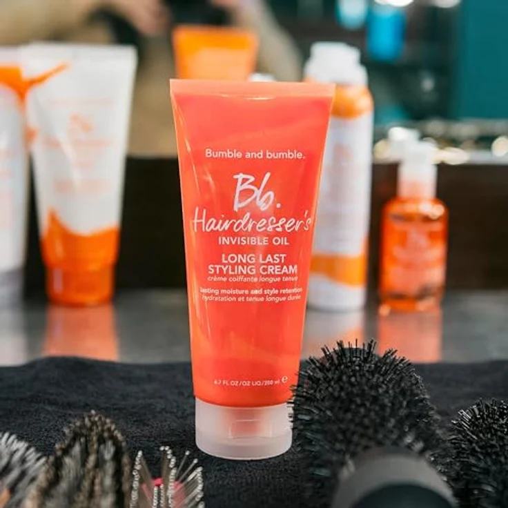 Bumble and bumble HIO Long Last Styling Cream, 200 ml, feuchtigkeitsspendende Stylingcreme mit flexiblem Halt und Frizz-Reduktion – Bild 9