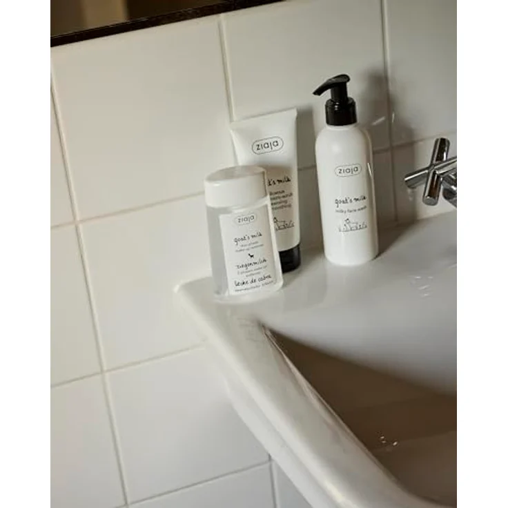 Ziaja Goat's Milk sanftes Reinigungsgel für das Gesicht, 200 ml, gründliche Gesichtspflege für Damen, regenerierend und erfrischend – Bild 4
