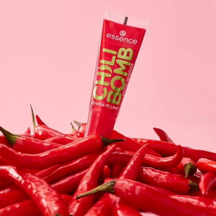essence CHILI BOMB shiny lipgloss 01 Strawberry Salsa, Volumengebender Lipgloss mit nicht klebender Textur und Chili-Extrakt für aufpolsternden Effekt – Bild 10