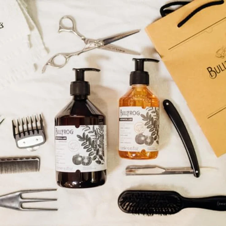 Bullfrog Delicate Cleansing Fluid 500 ml, flüssiges Shampoo für Haar und Bart, für empfindliche Kopfhaut und häufiges Waschen – Bild 5